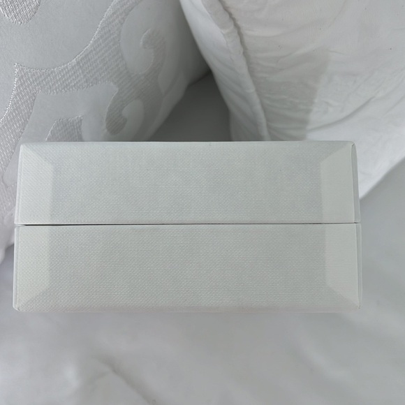 Amina Muaddi Empty Padded Jewelry Box - Picture 8 of 8